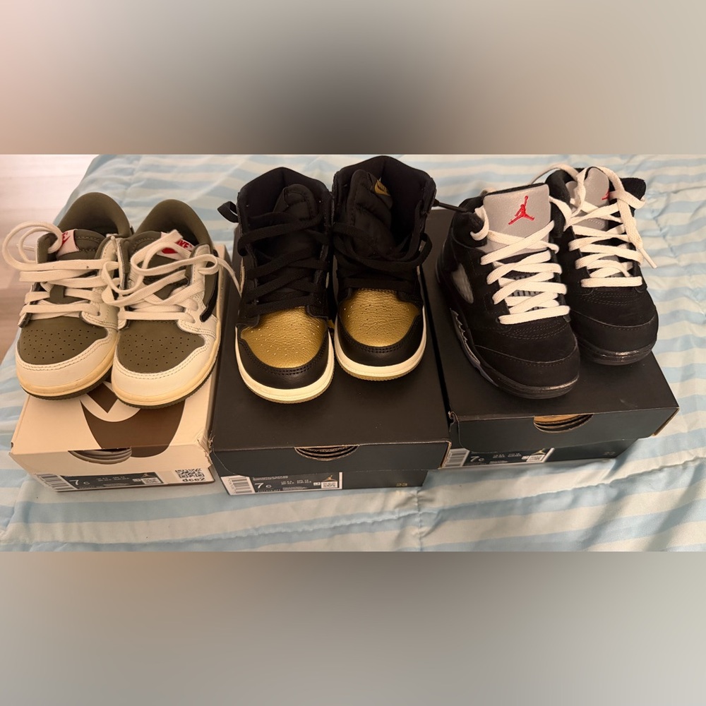 Toddler sneaker bundle size 7c